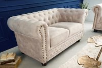 Canapé Chesterfield 2 places en velours couleur champagne