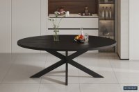 Table ovale 'Alexa' en bois de manguier noir - 200 cm, design moderne et audacieux