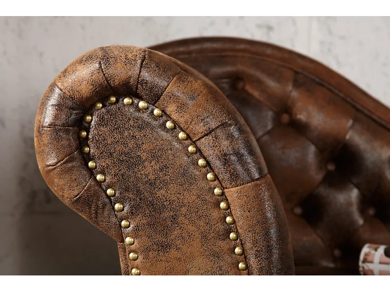 Méridienne design Chesterfield teinté marron antique