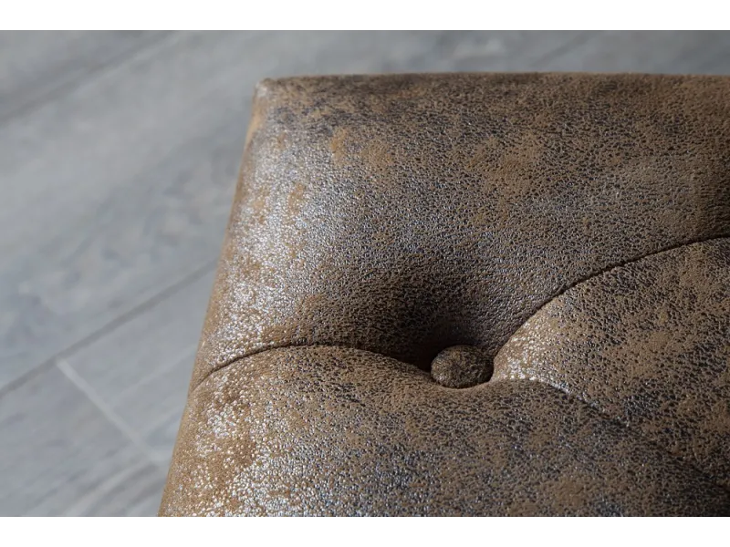 Pouf CHESTERFIELD marron antique en microfibre / bois massif