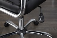 Chaise de bureau moderne coloris noir en simili cuir