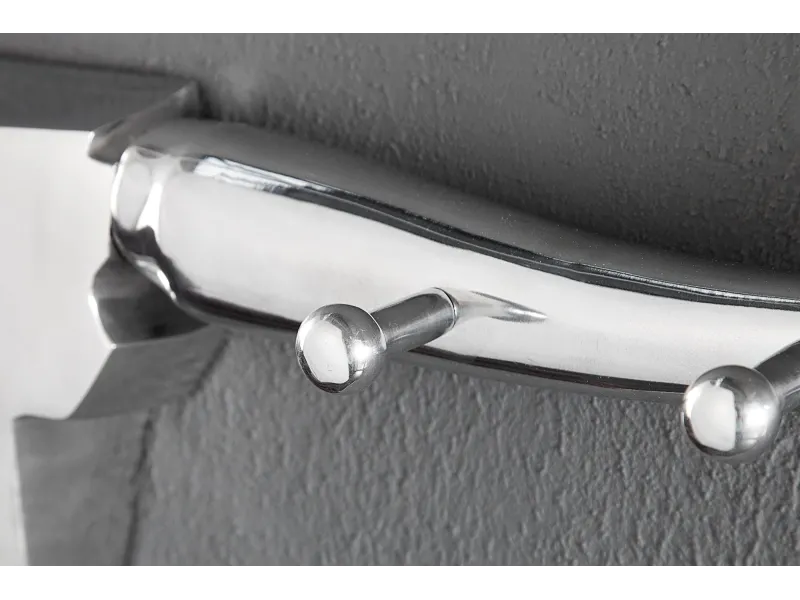 Patère tête de taureau à 4 crochets coloris argenté