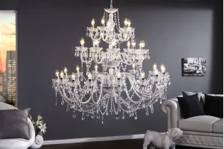 Lustre suspendu classique à 30 bougies coloris transparent