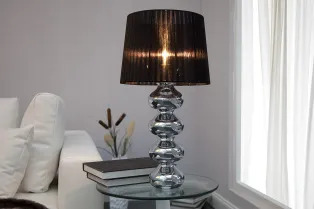 Lampe en acier chromé de 70 cm avec abat-jour noir 2