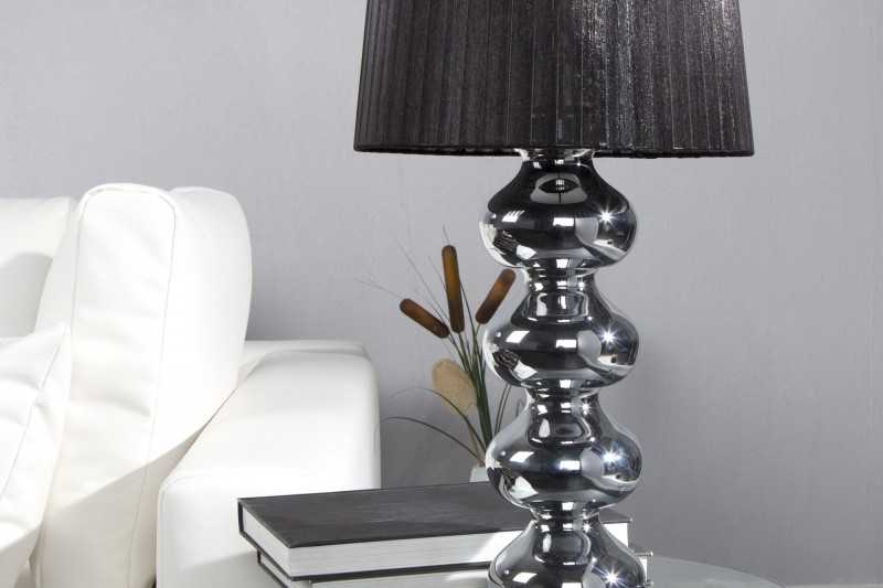 Lampe en acier chromé de 70 cm avec abat-jour noir