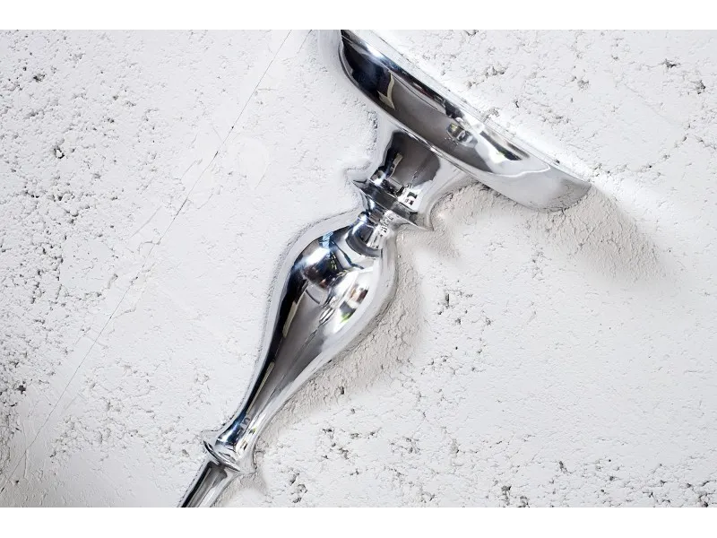 Support mural style baroque 80 cm en aluminium argenté