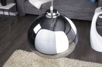 Lampe suspendue design boule en métal chromé