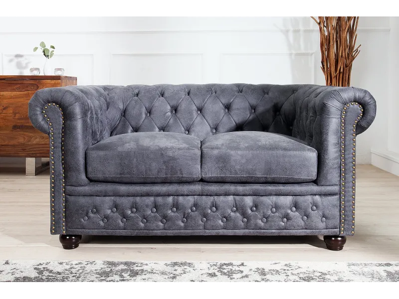 Canapé CHESTERFIELD 2 Places en Microfibre Gris Aspect Antique – Élégance et Confort au Rendez-vous