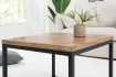 Table d'appoint de 60 cm design industriel en bois massif avec piétement en métal