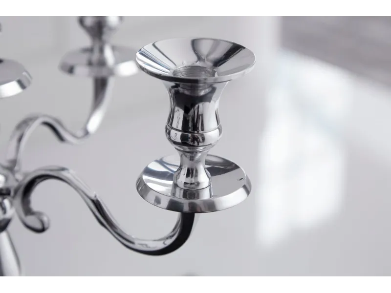 Chandelier style broque 5 branches en aluminium argenté Objets de d...