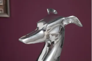 Statue design Chien assis 70 cm en aluminium argenté Objets de déco... 2
