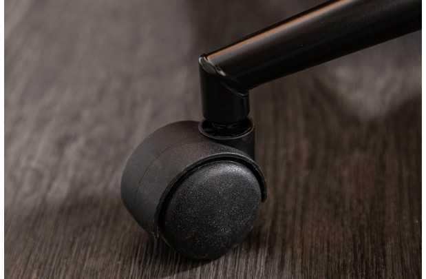 Lot de 4 chaises de bureau à roulettes en simili cuir coloris turqu...