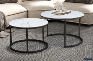 Pas cher Lot de tables basses rondes style industriel en bois massif laqué