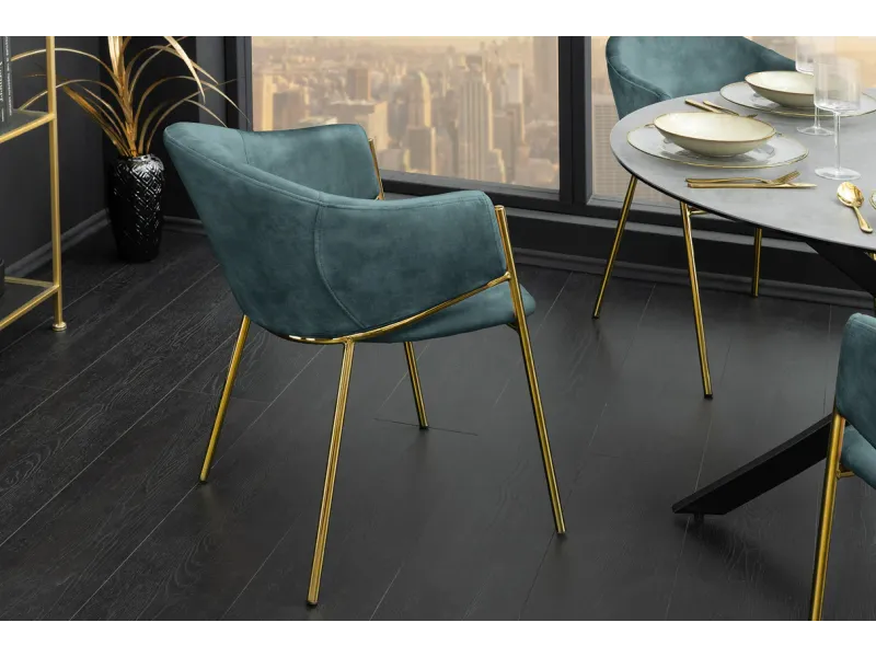 Chaise capitonnée revêtue en tissus bleu Chaises de salle à manger...