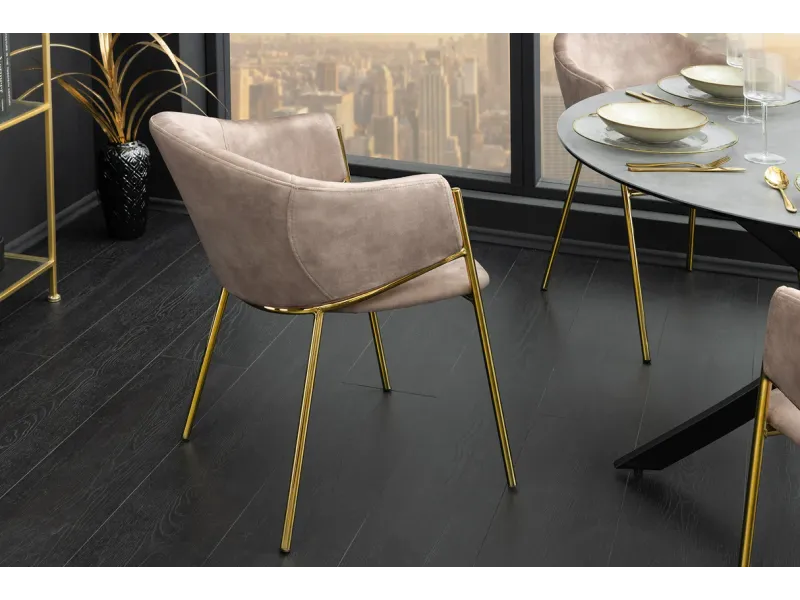 Chaise capitonnée revêtue en tissus bleu Chaises de salle à manger...