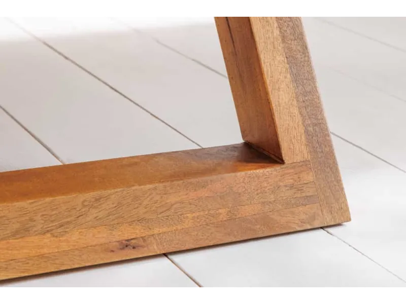 Lit en bois massif sculpté scorpion coloris noir 180x200cm pas cher