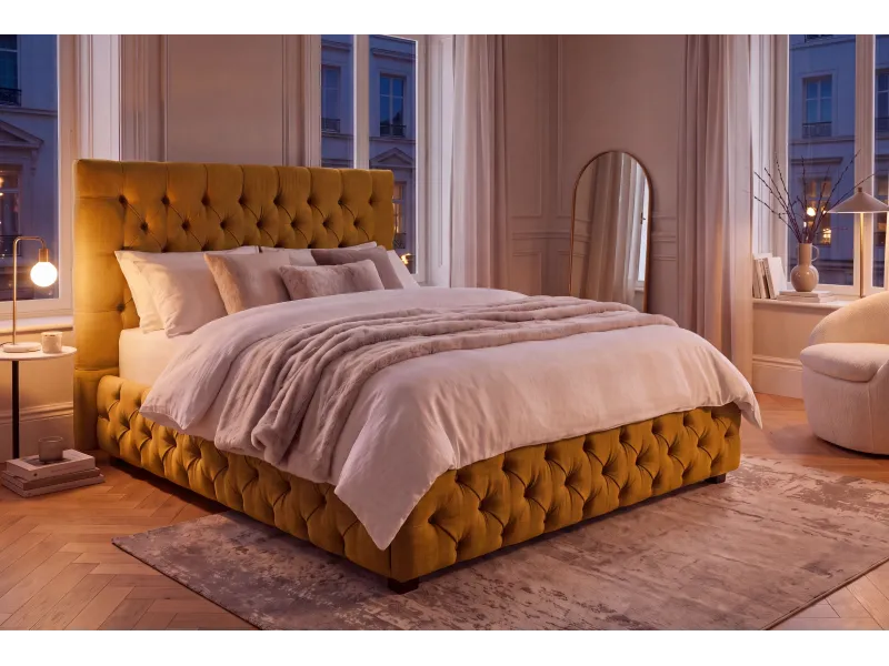 Lit Chesterfield Paris velours jaune moutarde 160×200 cm