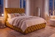 Lit Chesterfield Paris velours jaune moutarde 160×200 cm