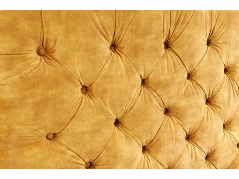 Lit Chesterfield Paris velours jaune moutarde 160×200 cm