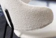 Chaise Tracy Alpine bouclé blanc pieds noirs — lot de 2
