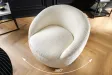 Fauteuil pivotant Alpine 360° en bouclé blanc — Confort & design