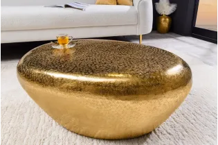 Table basse STONE 75 cm aluminium doré effet martelé — Adeniahome