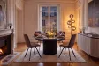 Table ronde Unique 120 cm — céramique effet marbre gris, pied noir
