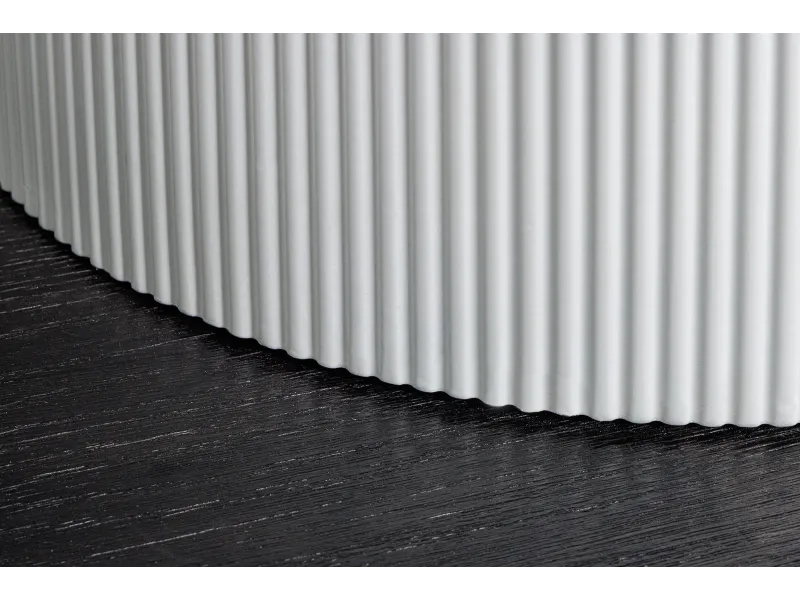 Table ronde Unique 120 cm — céramique effet marbre blanc, pied blanc