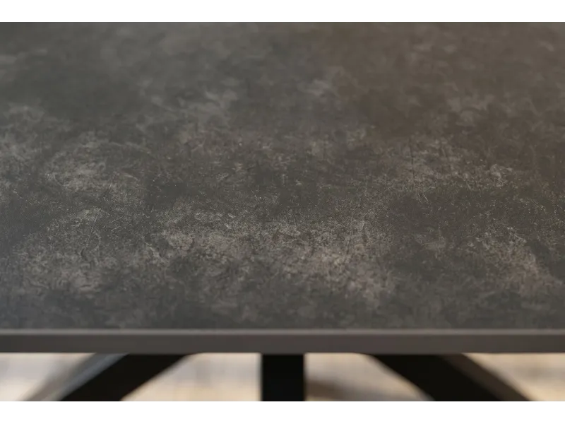 Table Galaxie céramique grise 180 cm — Piètement étoilé noir