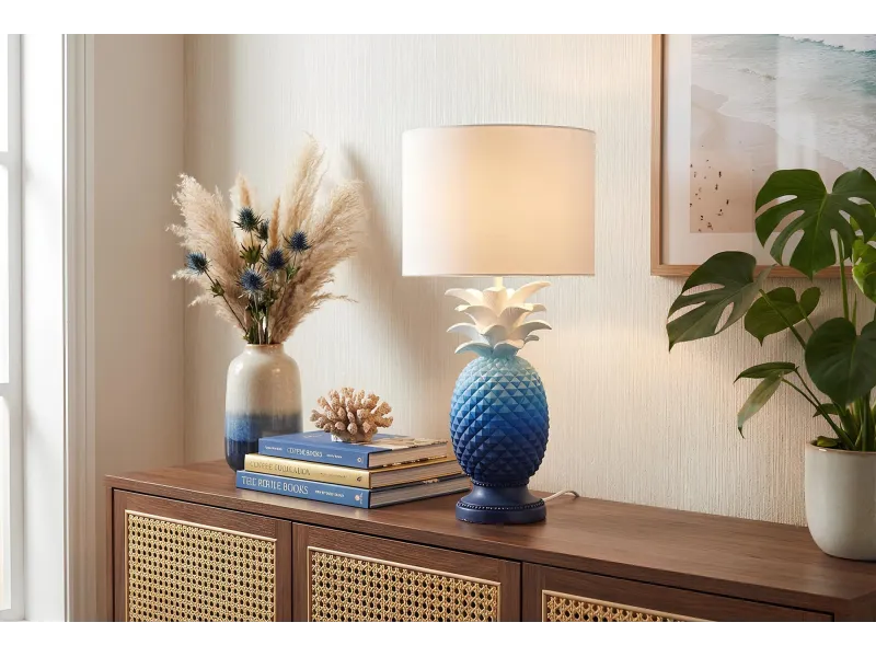 Lampe à poser Ananas bleu et blanc 47 cm — Fabrication artisanale