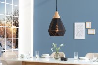 Lampe suspension design scandinave coloris noir en métal et en bois massif