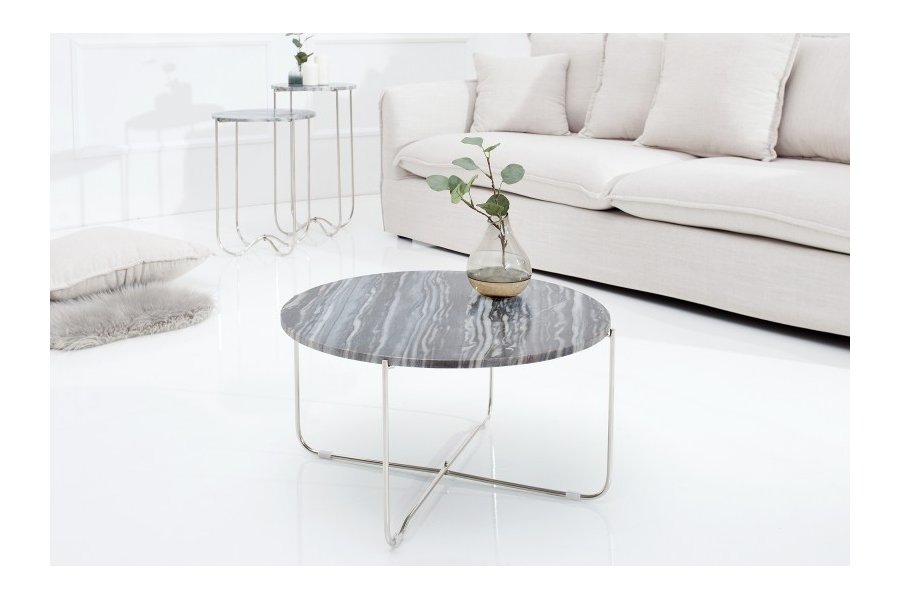 Table basse design en marbre coloris gris avec piétement en métal argenté