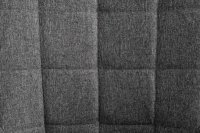 Fauteuil style scandinave coloris gris en tissu avec piétement en bois massif