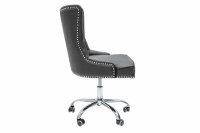 Chaise de bureau moderne en simili cuir de couleur noire avec roulettes