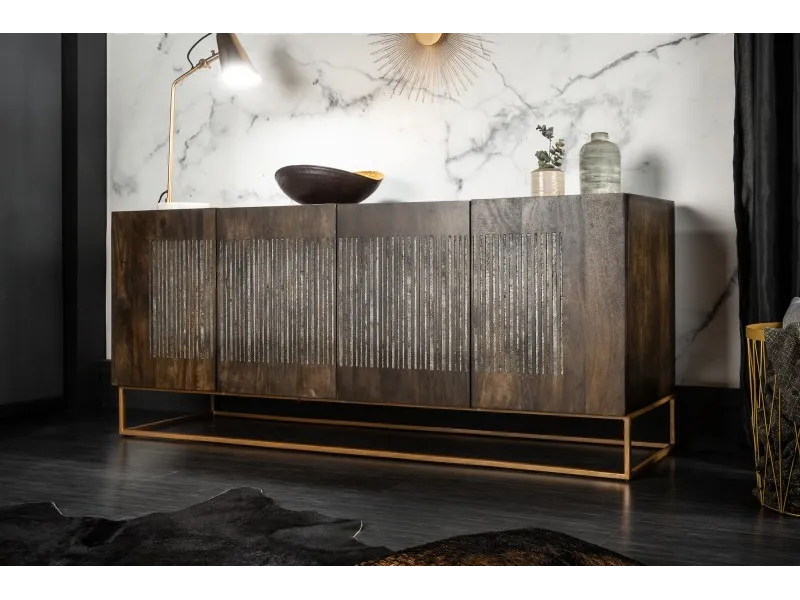 Bahut contemporain à 4 portes en bois massif coloris brun naturel avec pieds en métal doré