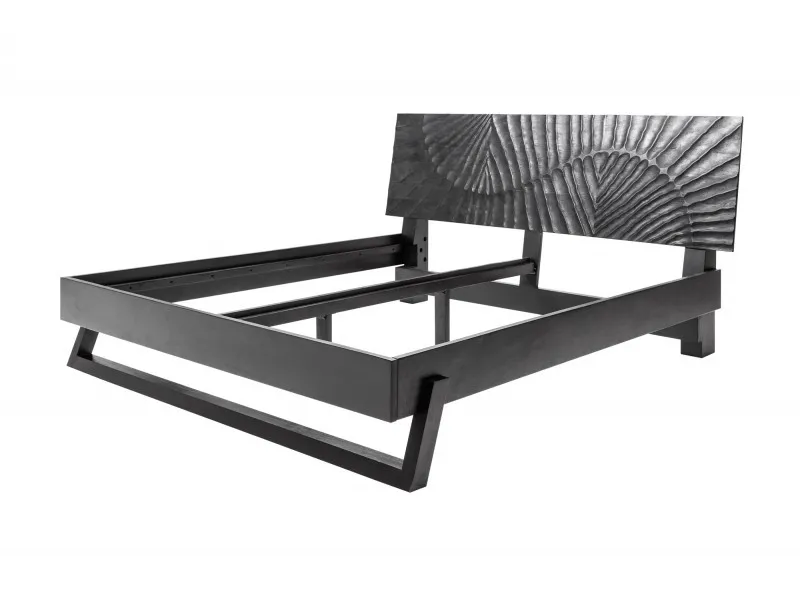 Lit en bois massif sculpté scorpion coloris noir 180x200cm