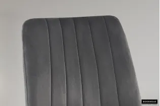 Chaise design en velours, coloris gris foncé, pieds noirs 2