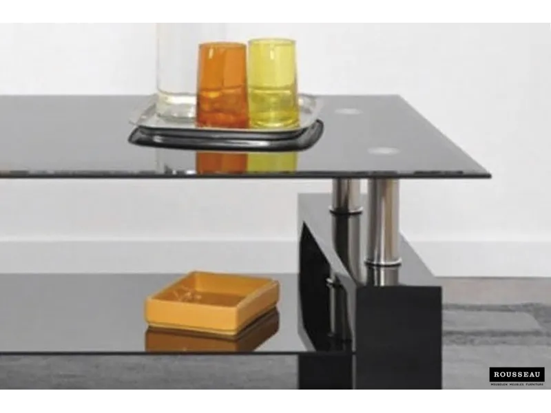 Table basse design coloris noir avec plateau en verre