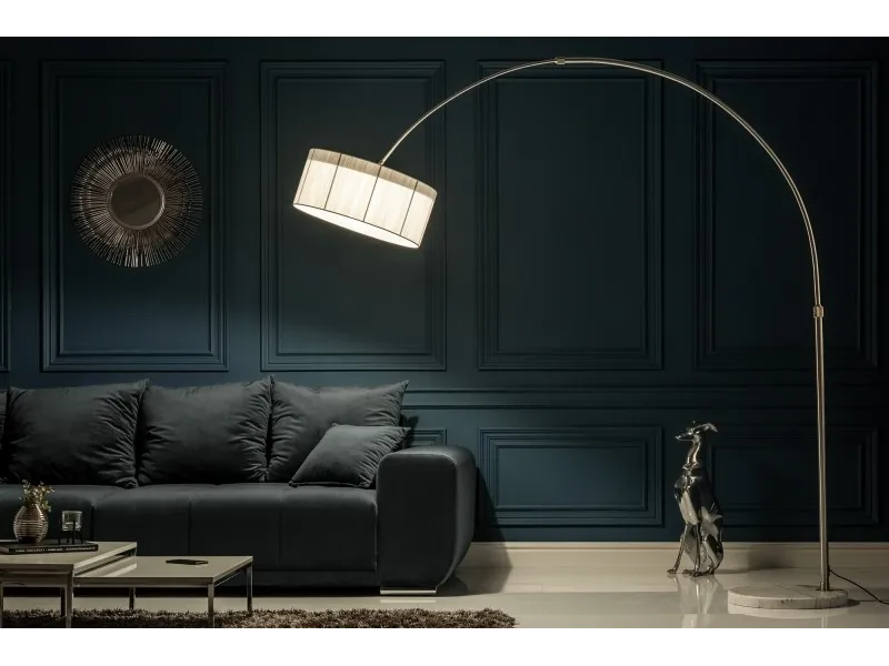 Lampadaire extensible design arc coloris blanc