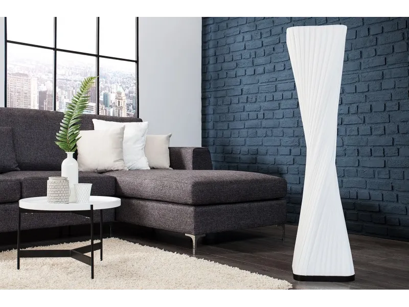 Lampadaire ovale 120 cm en tissu de latex plissé coloris blanc