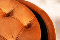 Pouf design baroque en velours coloris brun rouille