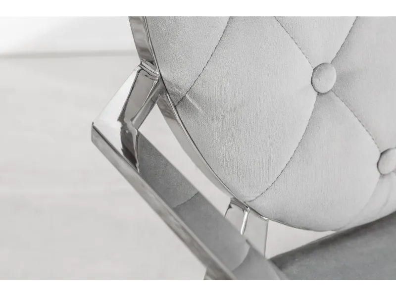 Lot de 2 chaises design baroque de salle à manger en velours coloris gris avec accoudoirs