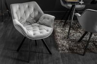 Chaise design scandinave de salle à manger coloris gris en velours avec piétement en métal