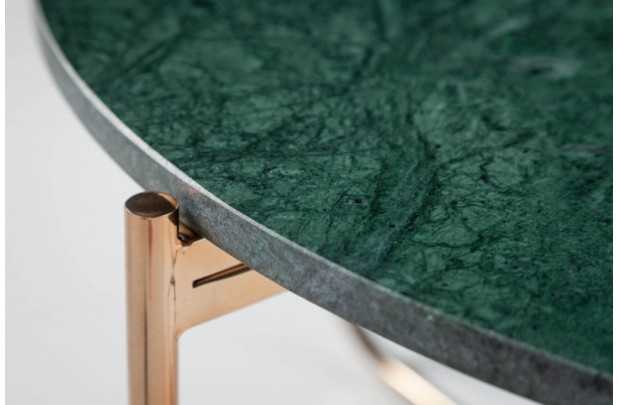 Table basse design en marbre coloris vert avec piétement en métal doré