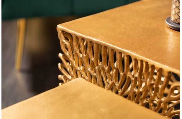 Ensemble de 2 tables d'appoint en forme de feuille en métal doré