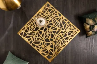 Table basse 60 cm en métal coloris or 2