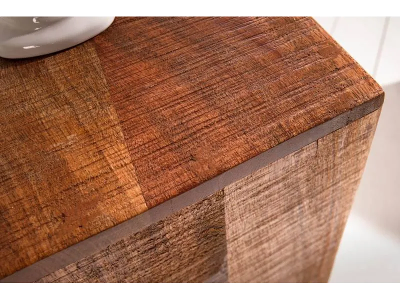 Colonnes décoratives de couleur naturelle en manguier massif